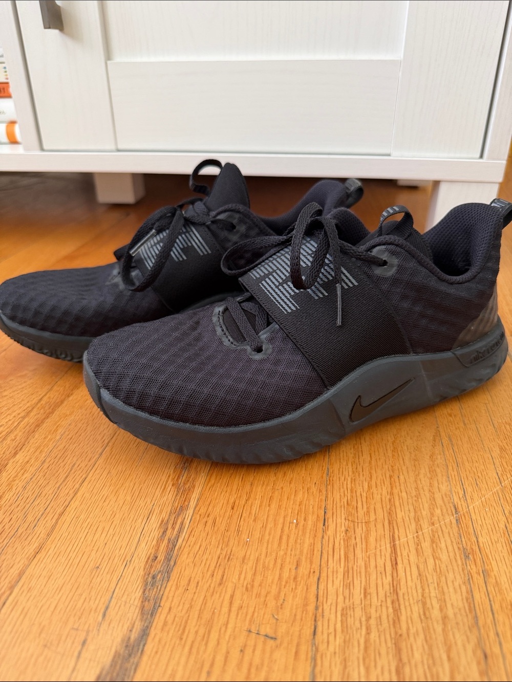 Nike Black Training Sneakers Athletic Gym Workout Shoes